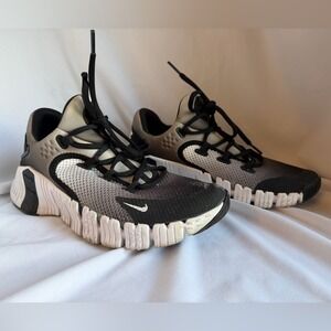 Nike Free Metcon Women's Training Sneakers Black White Size 7.5